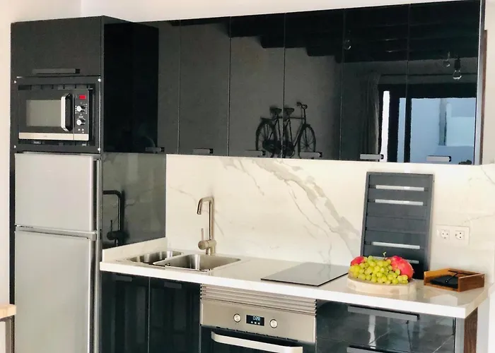 Canaryislandshost L Nazaret