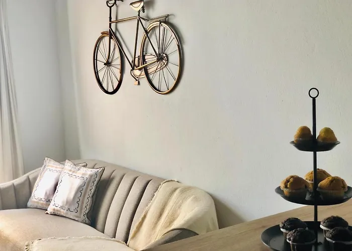 Canaryislandshost L Nazaret