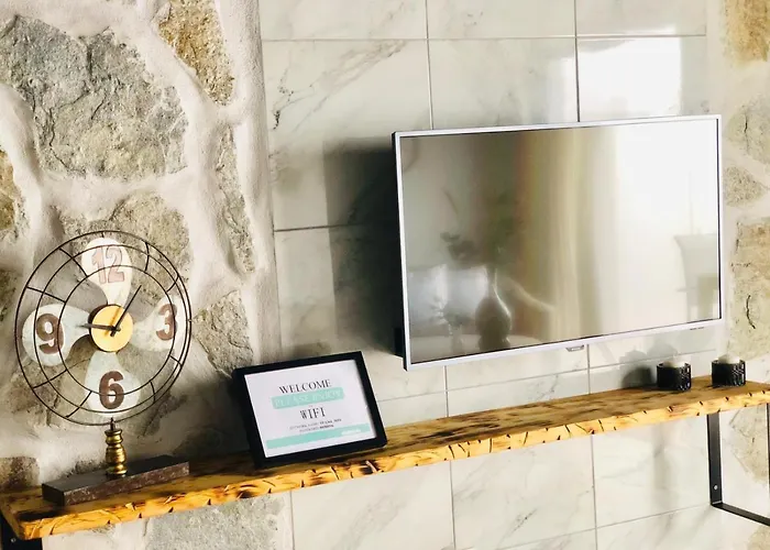 Canaryislandshost L Nazaret