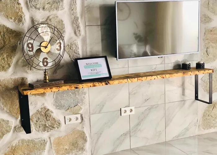 Canaryislandshost L Nazaret